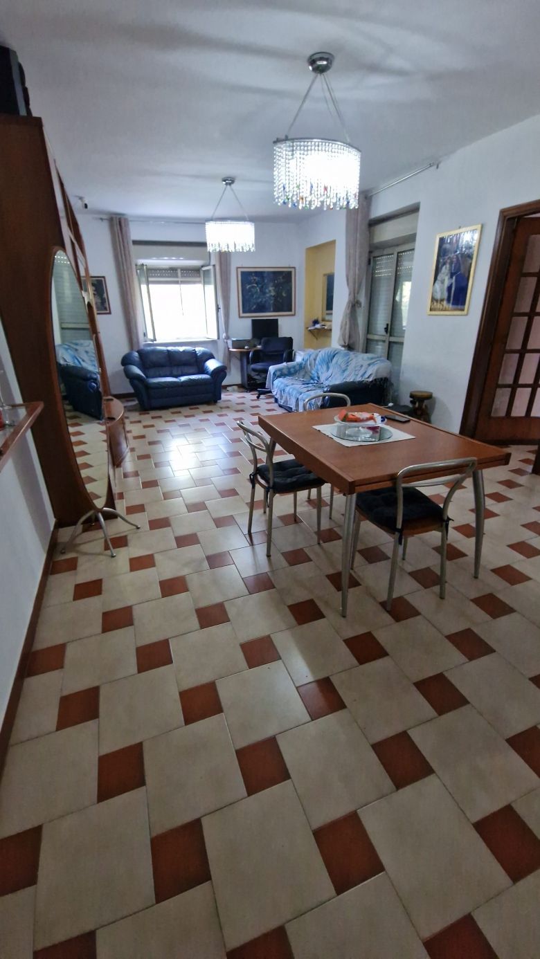 Appartamento con Garage in via Gronchi n 4 – Lamezia Terme agenzia immobiliare infocasa